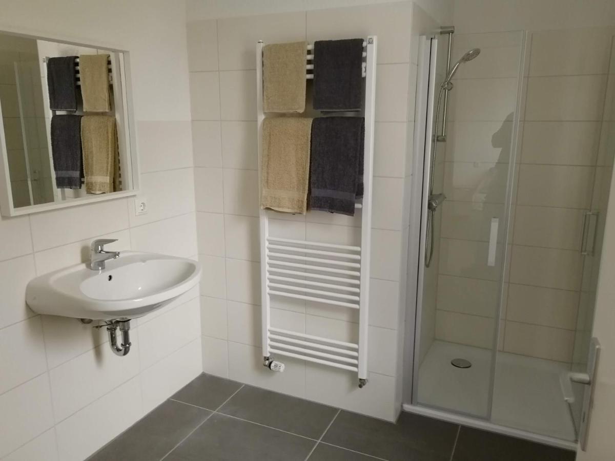 Haupthaus Moeblierte Zimmer Mit Eigenem Bad Uelzen Dış mekan fotoğraf