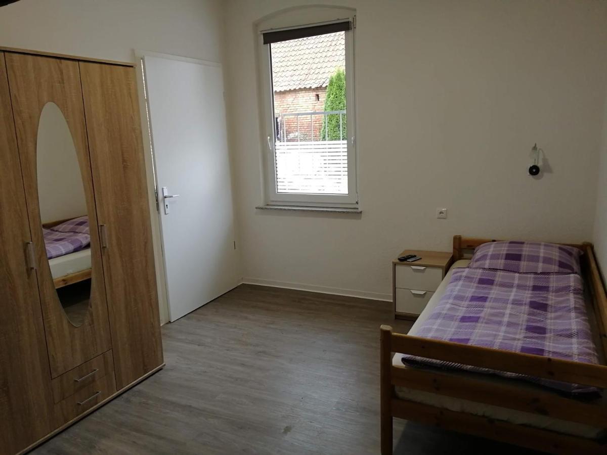 Haupthaus Moeblierte Zimmer Mit Eigenem Bad Uelzen Dış mekan fotoğraf